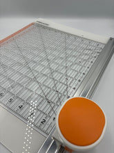 Load image into Gallery viewer, Fiskars Slide Cutter
