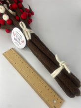 Load image into Gallery viewer, Felted Ilex Berries
