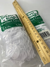 Load image into Gallery viewer, Ruffled Lace Pair
