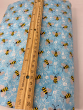 Load image into Gallery viewer, Sparkle Bee
