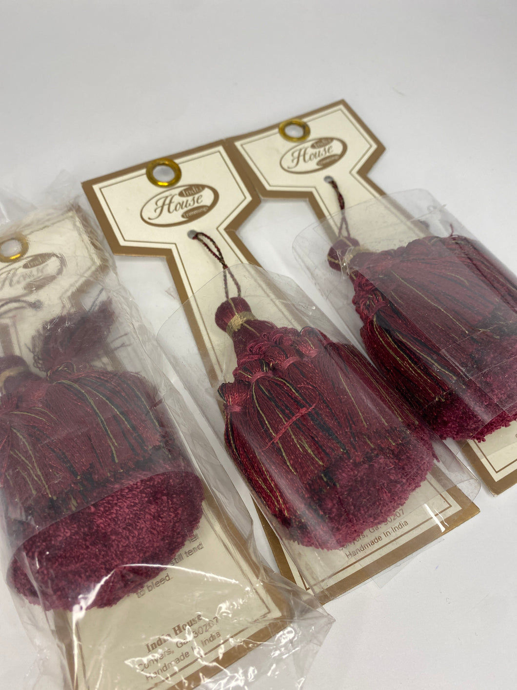 Single Tassel Bundle