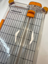 Load image into Gallery viewer, Fiskars Cutter | Clear
