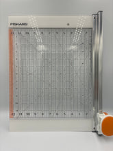 Load image into Gallery viewer, Fiskars Slide Cutter
