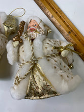 Load image into Gallery viewer, Santa Pair
