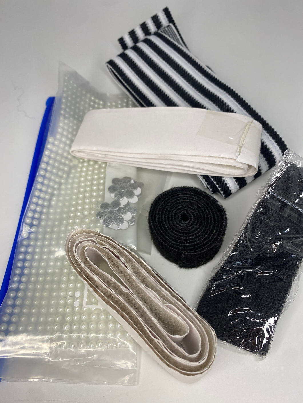 Black & White Bundle