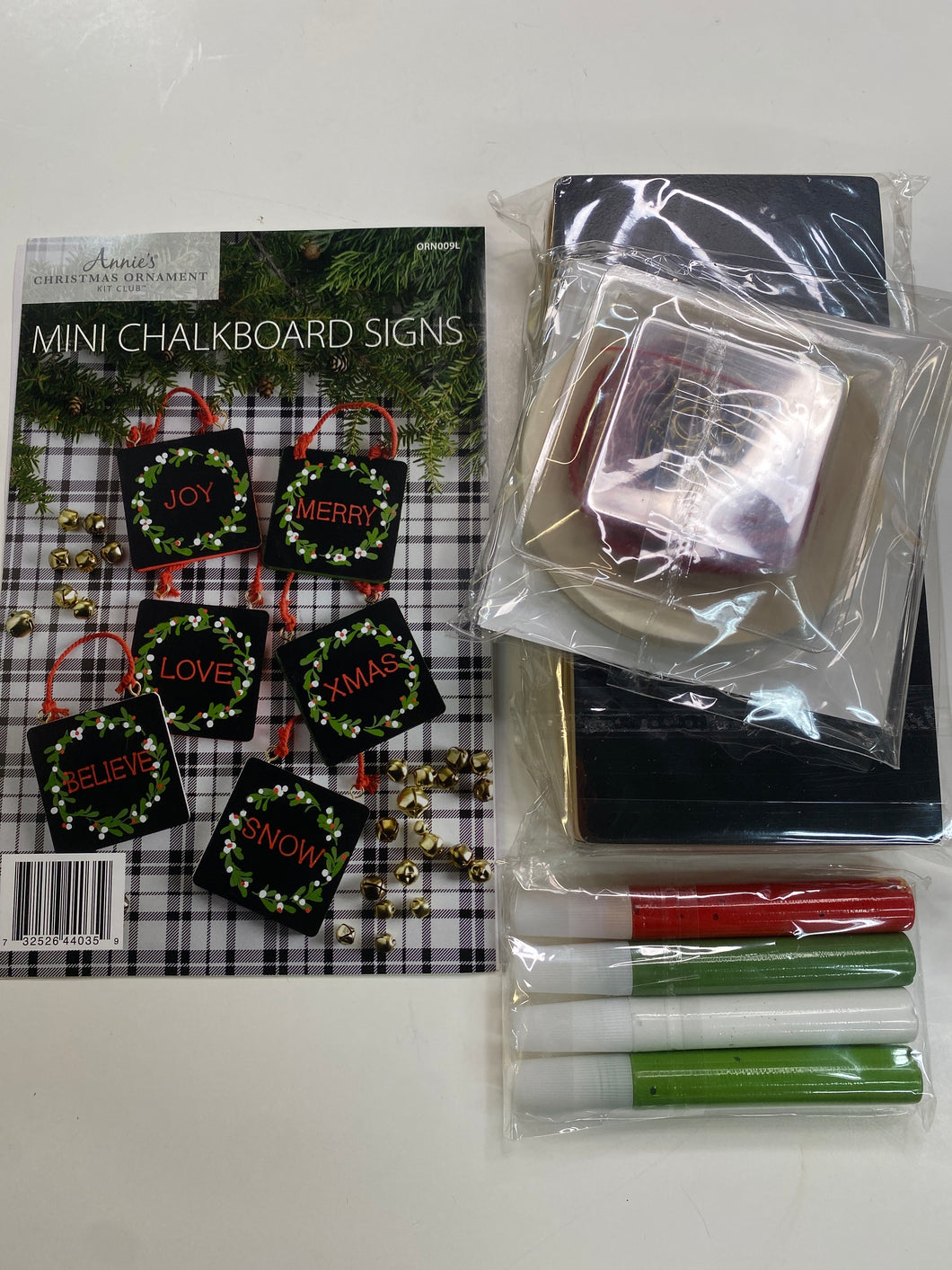 Mini Chalkboard Ornament Kit