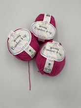 Load image into Gallery viewer, Bamboo Pop Super Pink
