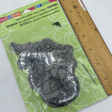 Load image into Gallery viewer, Floral Vase
