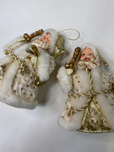 Load image into Gallery viewer, Santa Pair
