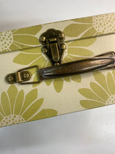 Load image into Gallery viewer, Floral Box Set
