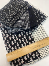 Load image into Gallery viewer, Black &amp; White Bundle
