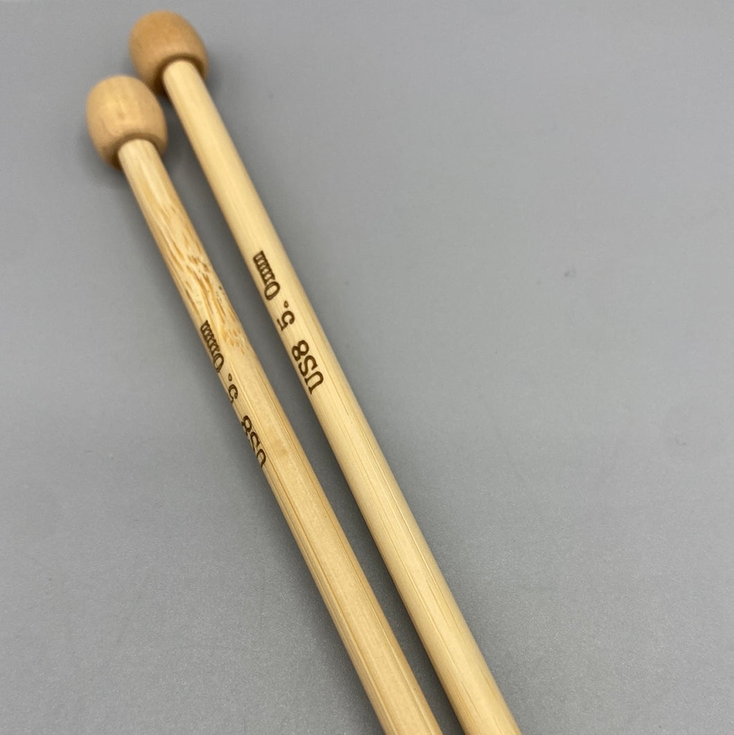 US 8 knitting Needles